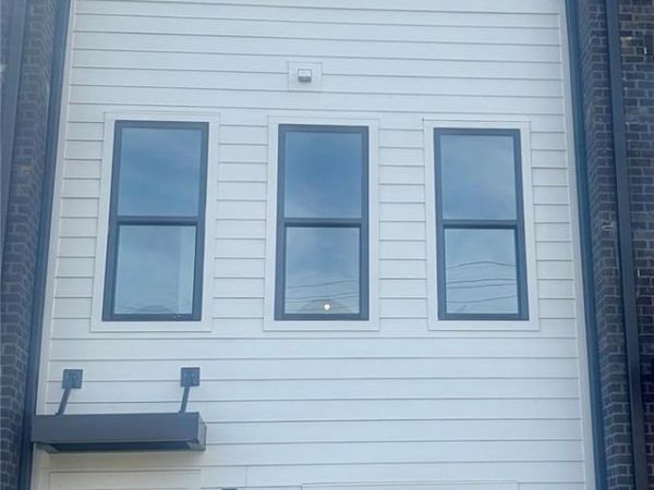 3648 S Tryon Street, Unit 26, Charlotte, NC 28217