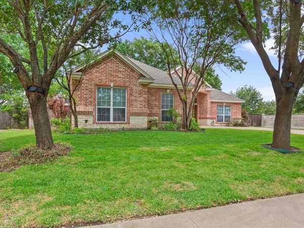 100 Edinburgh, Waco, TX 76712