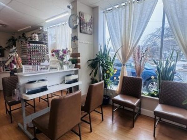 000 Confidential, Saugus, MA 01906