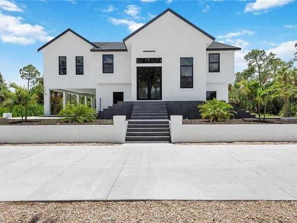 240 33rd AVE NE, NAPLES, FL 34120