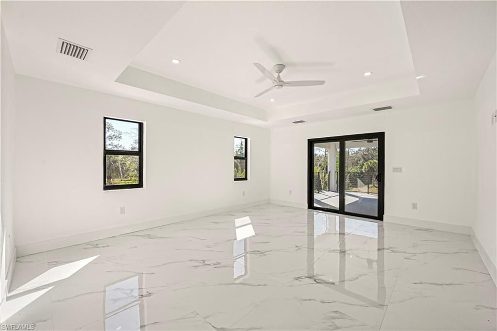 240 33rd Ave Ne, Naples, FL 34120 Photo