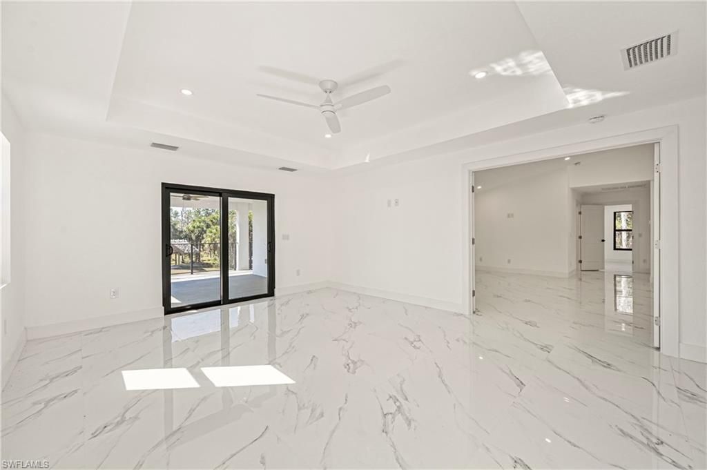 240 33rd Ave Ne, Naples, FL 34120 Photo