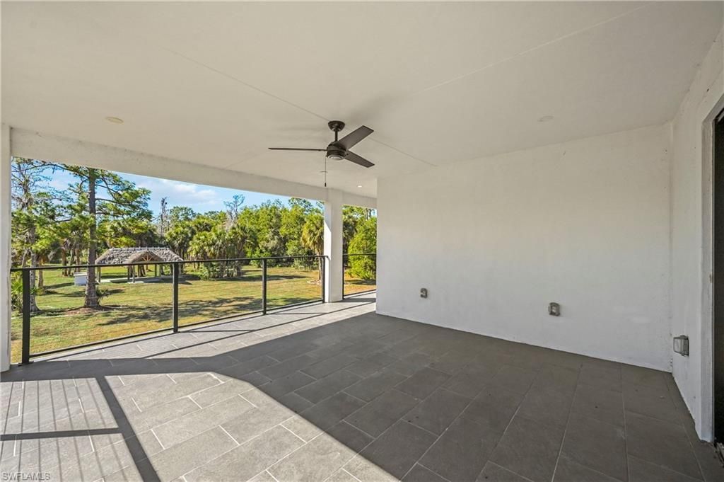 240 33rd Ave Ne, Naples, FL 34120 Photo