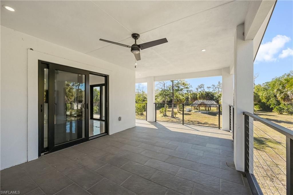 240 33rd Ave Ne, Naples, FL 34120 Photo