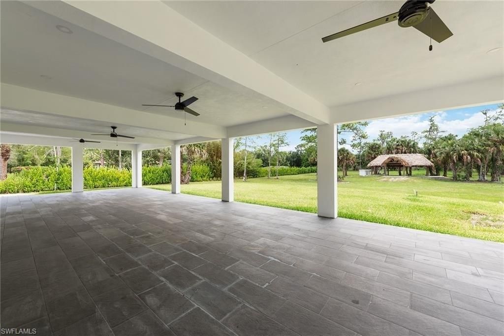 240 33rd Ave Ne, Naples, FL 34120 Photo