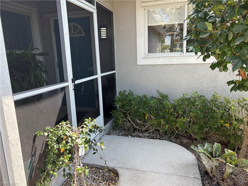 2500 Lee St, Naples, FL 34112 Photo