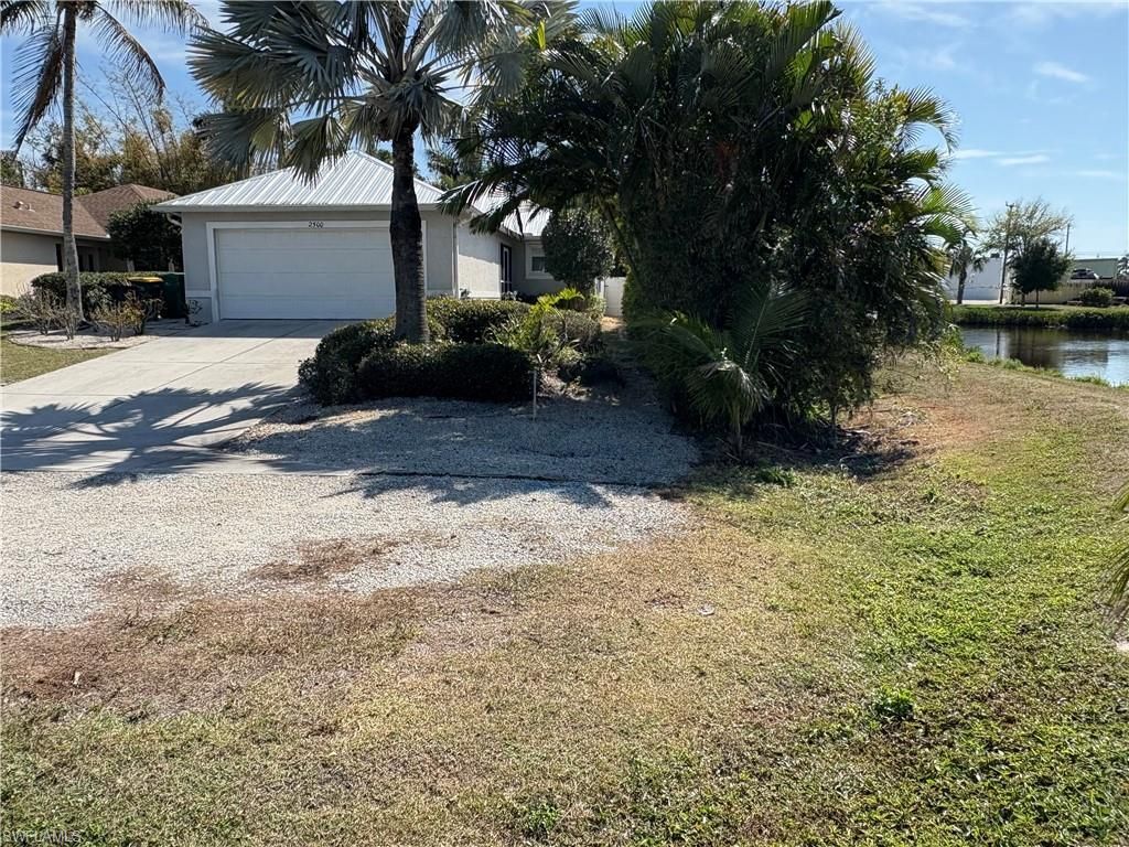 2500 Lee St, Naples, FL 34112 Photo
