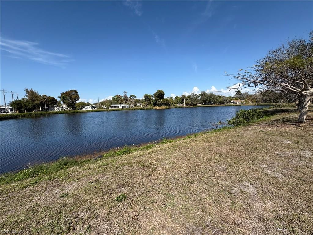 2500 Lee St, Naples, FL 34112 Photo