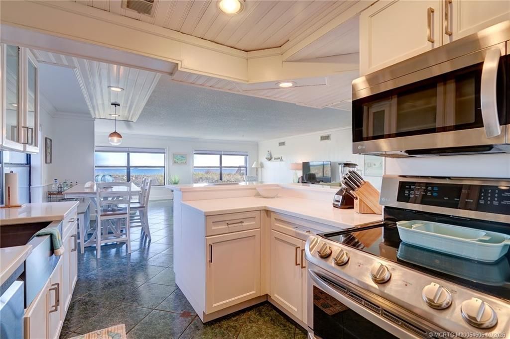1289 NE Ocean Boulevard, Unit 4, Stuart, FL 34996 Photo