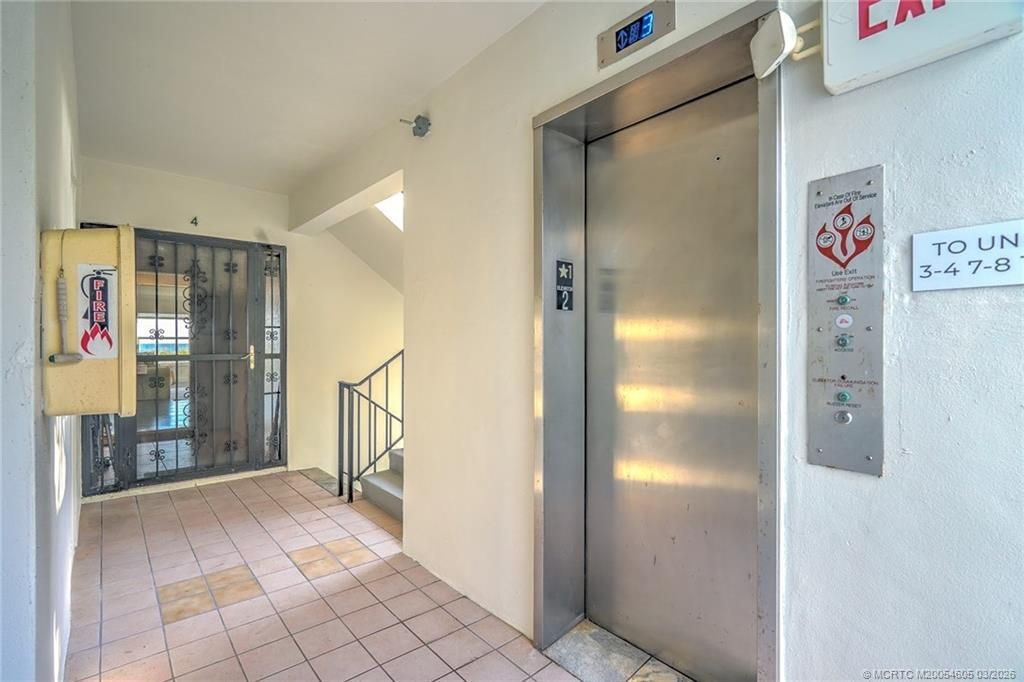 1289 NE Ocean Boulevard, Unit 4, Stuart, FL 34996 Photo