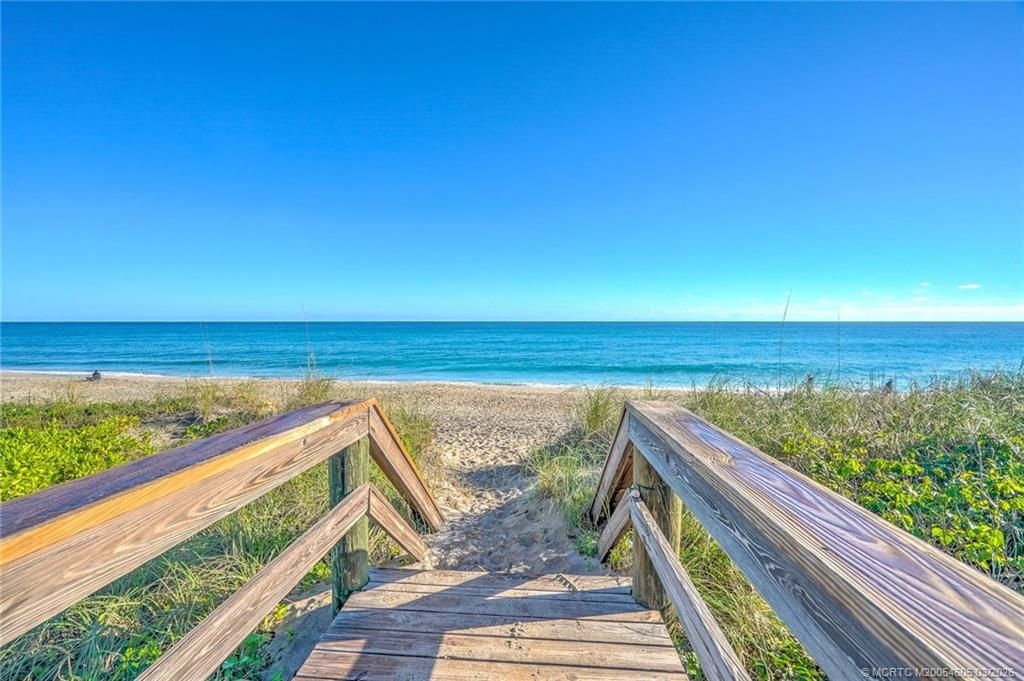 1289 NE Ocean Boulevard, Unit 4, Stuart, FL 34996 Photo
