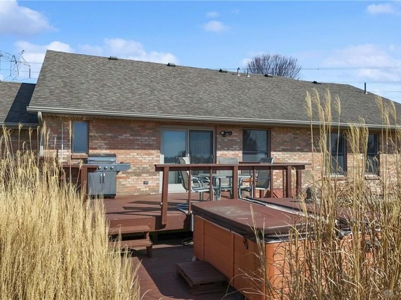 2225 Center Road, Wilmington, OH 45177 Photo 5