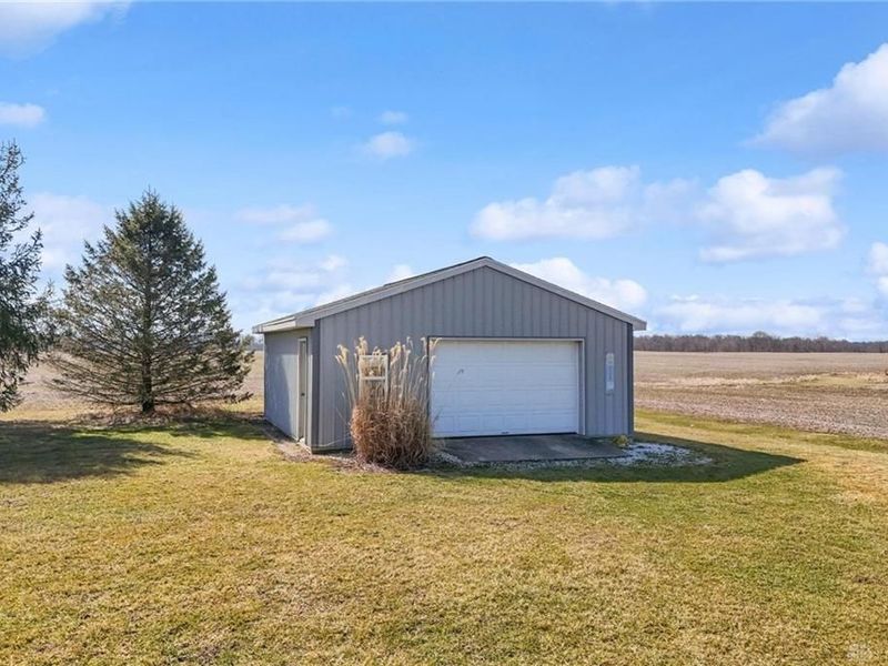 2225 Center Road, Wilmington, OH 45177 Photo 9