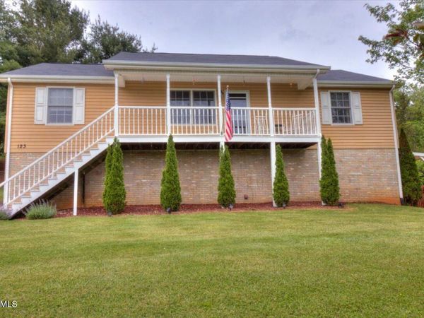 123 Bermuda Drive, Jonesborough, TN 37659