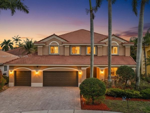 1469 NW Kite Ct, Weston, FL 33327