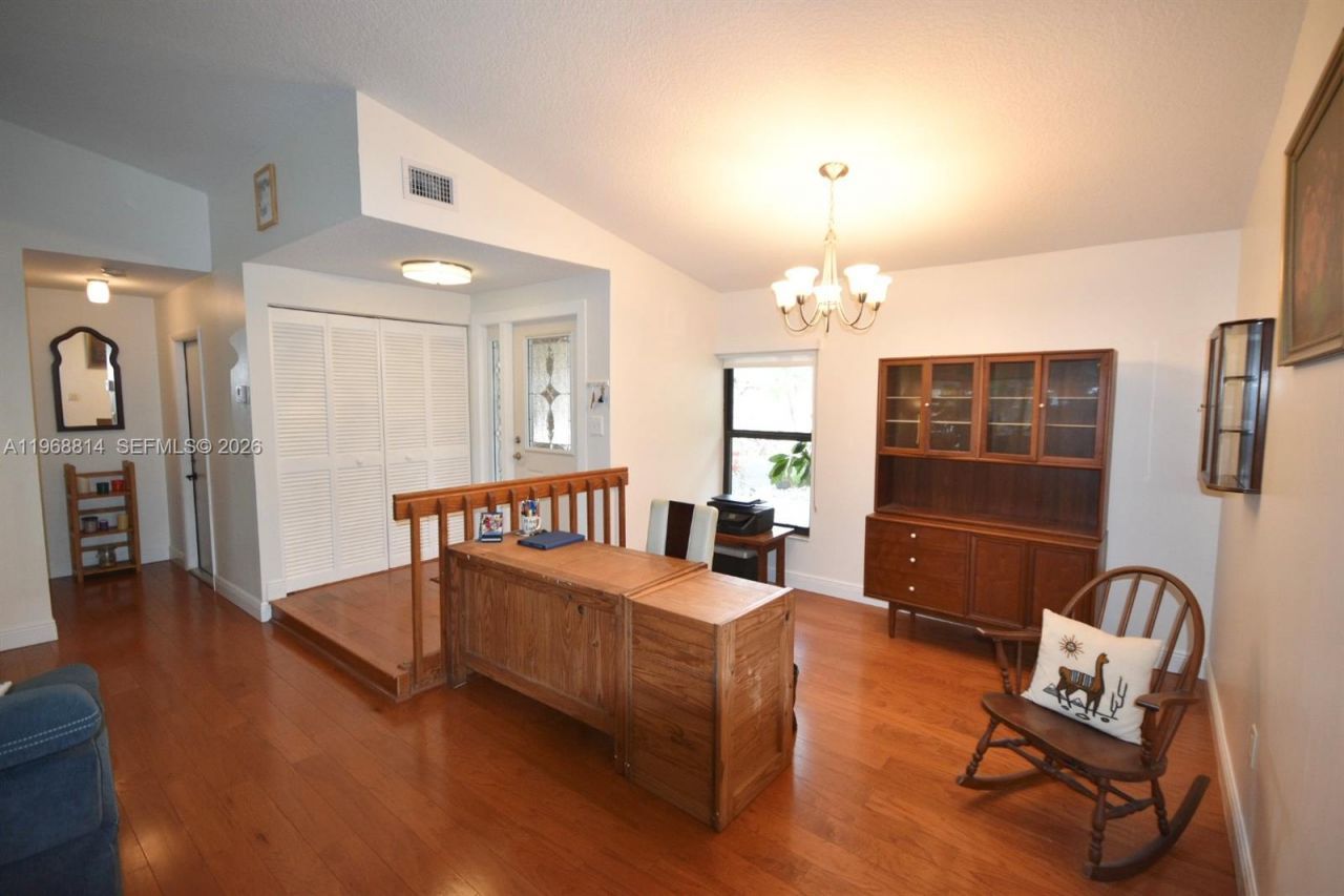 701 Blue Ridge Way, Davie, FL 33325 Photo