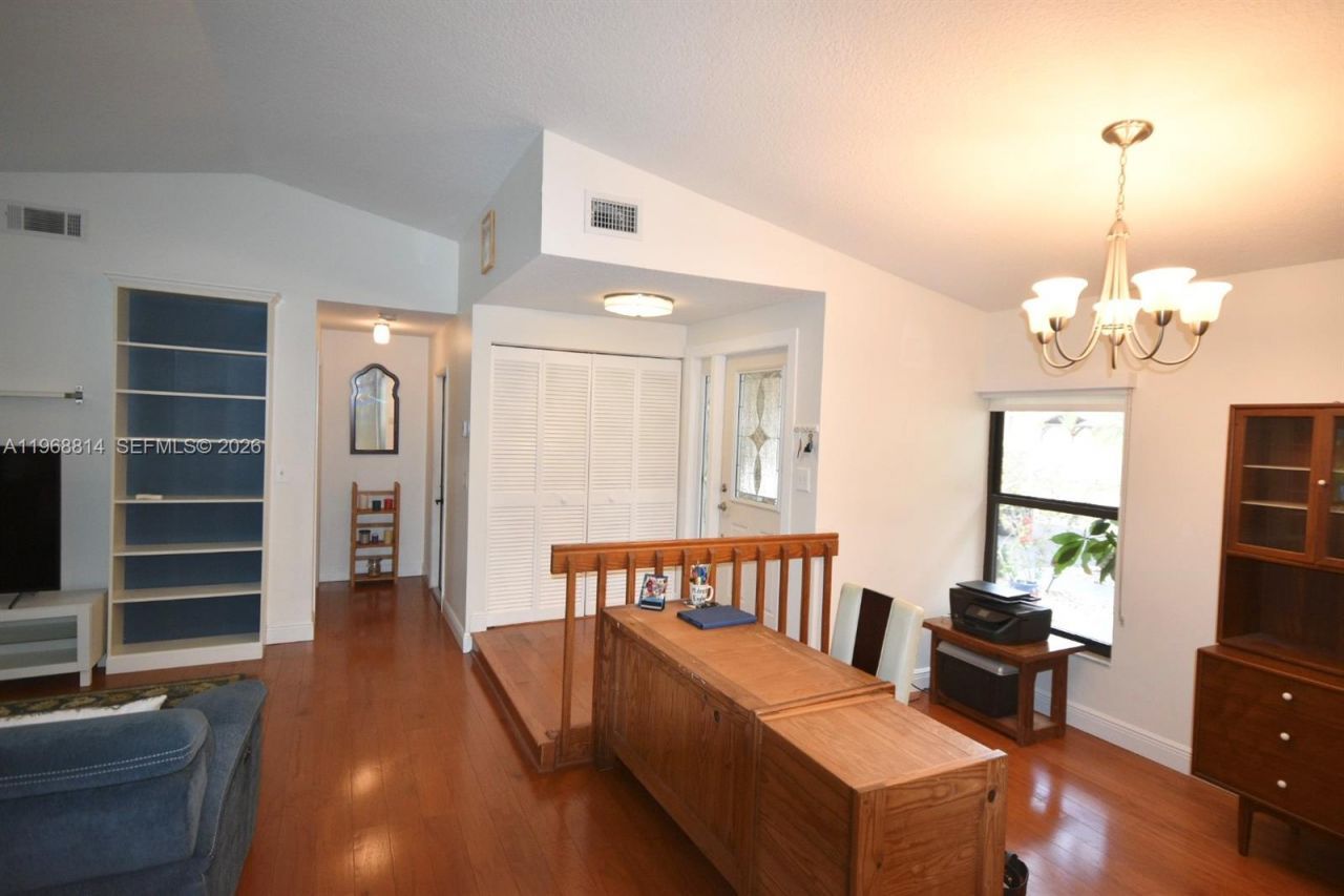 701 Blue Ridge Way, Davie, FL 33325 Photo