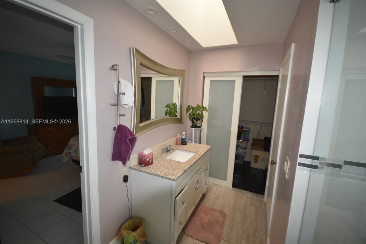 701 Blue Ridge Way, Davie, FL 33325 Photo