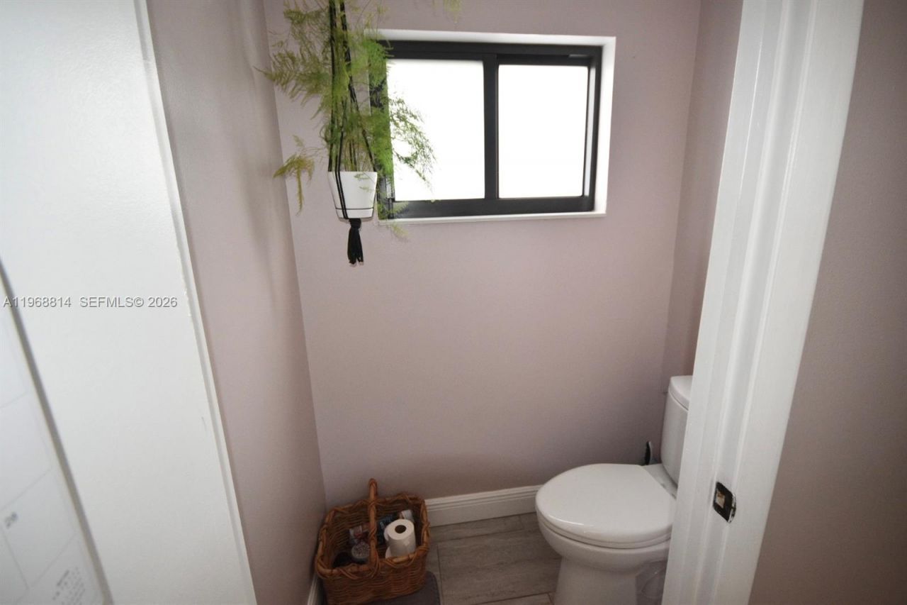 701 Blue Ridge Way, Davie, FL 33325 Photo