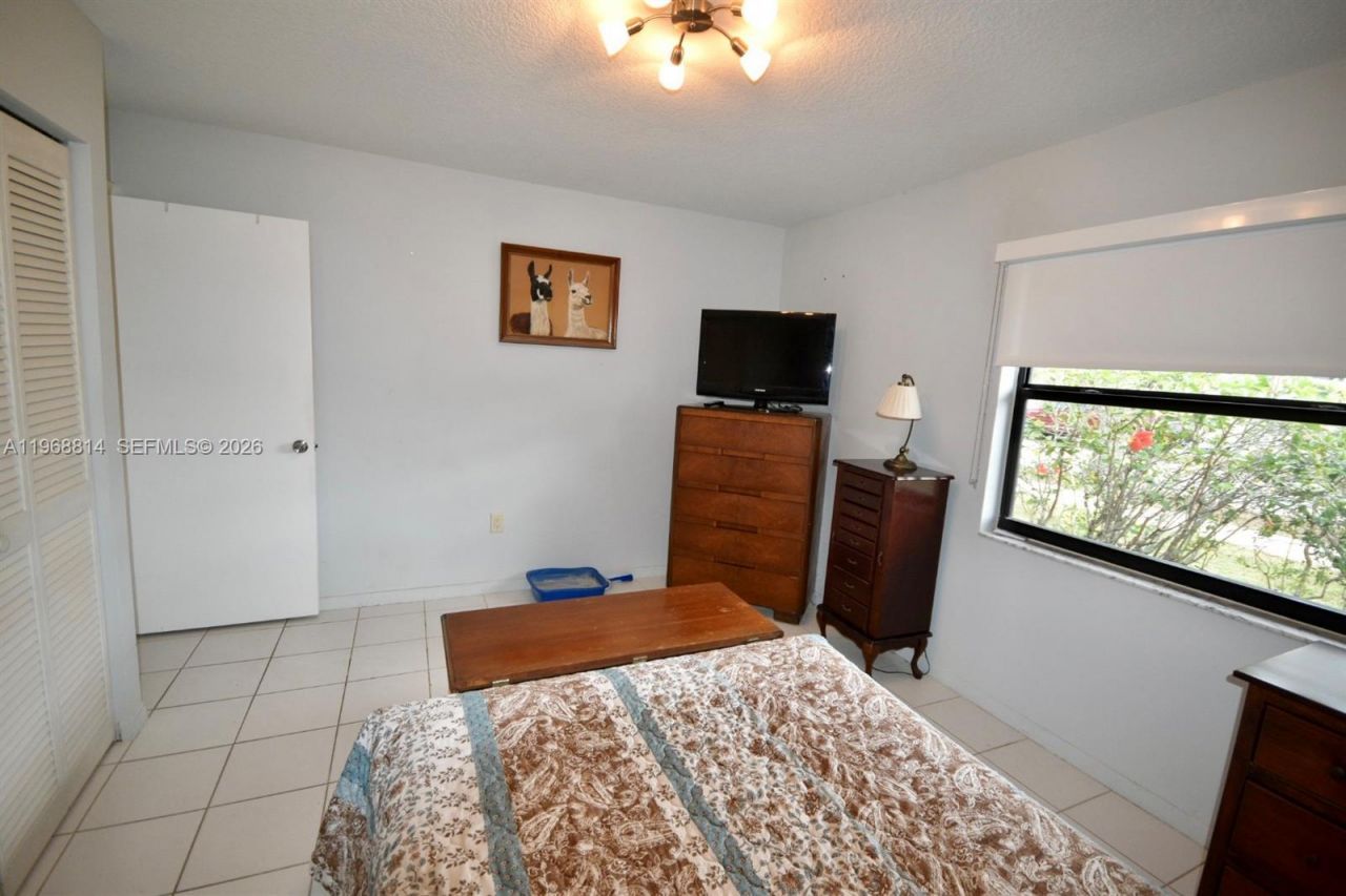 701 Blue Ridge Way, Davie, FL 33325 Photo