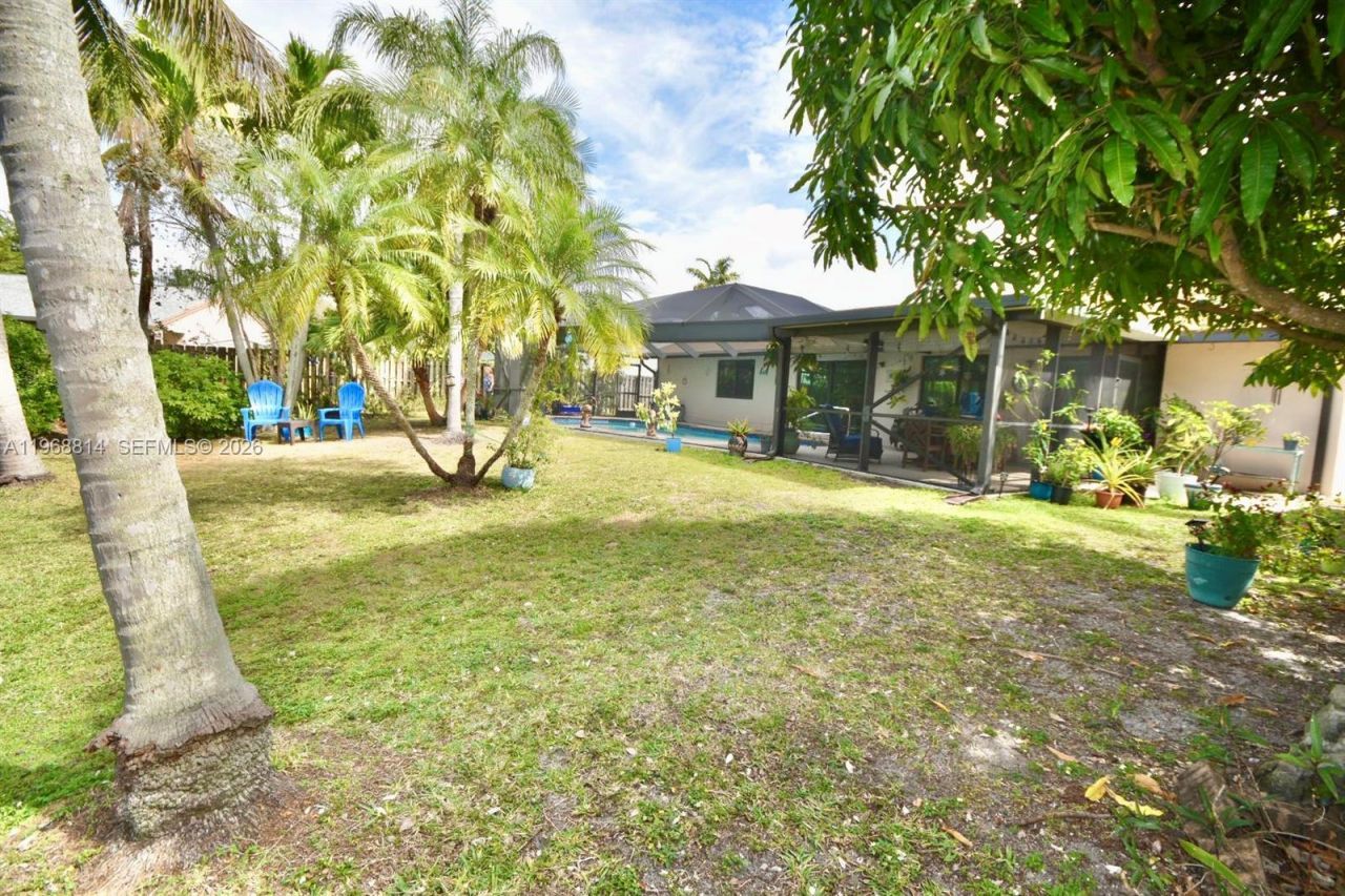 701 Blue Ridge Way, Davie, FL 33325 Photo