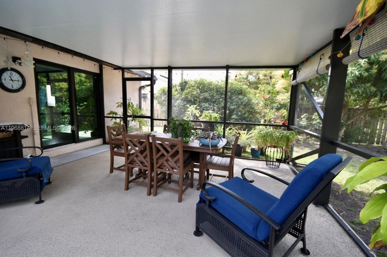 701 Blue Ridge Way, Davie, FL 33325 Photo