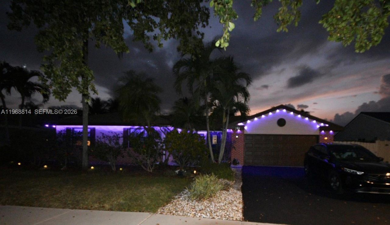 701 Blue Ridge Way, Davie, FL 33325 Photo