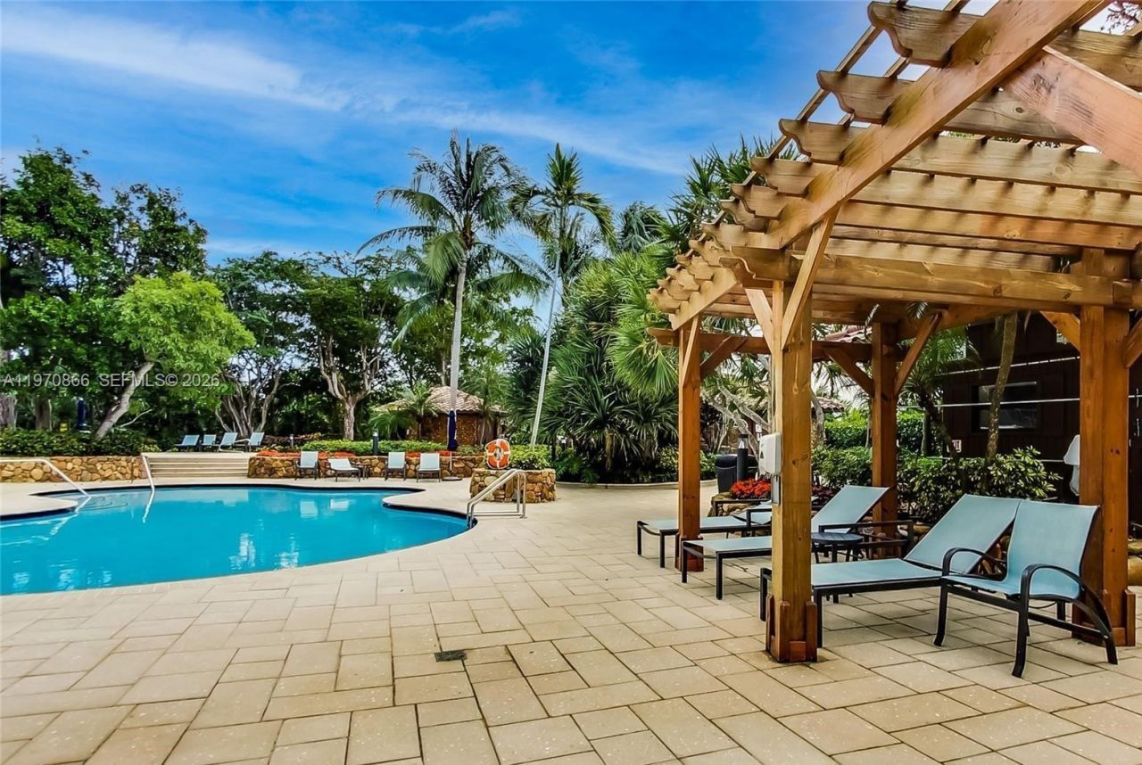 2000 Towerside Ter, Unit 1408, Miami, FL 33138 Photo