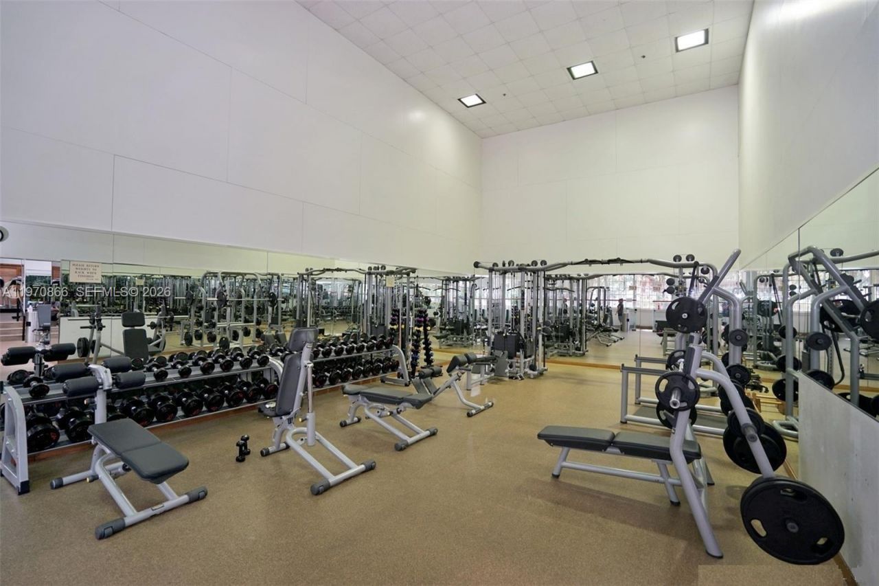 2000 Towerside Ter, Unit 1408, Miami, FL 33138 Photo