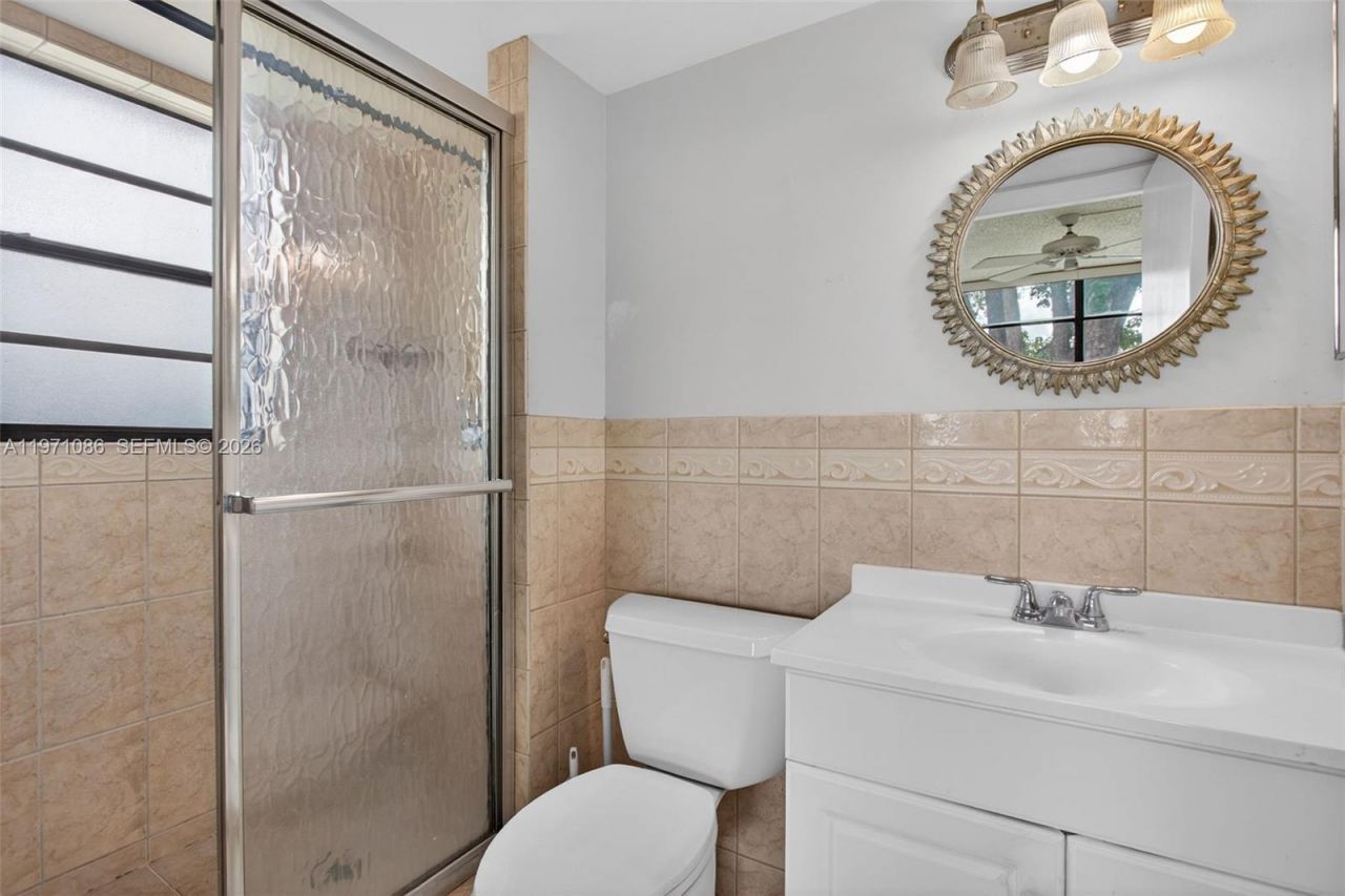 7310 NW 18th St , Unit 208, Margate, FL 33063 Photo