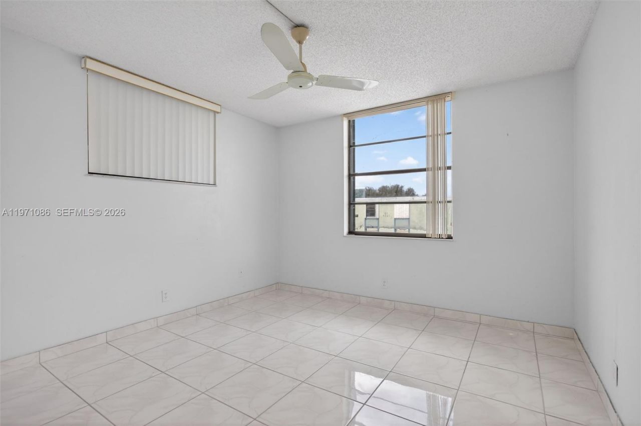 7310 NW 18th St , Unit 208, Margate, FL 33063 Photo