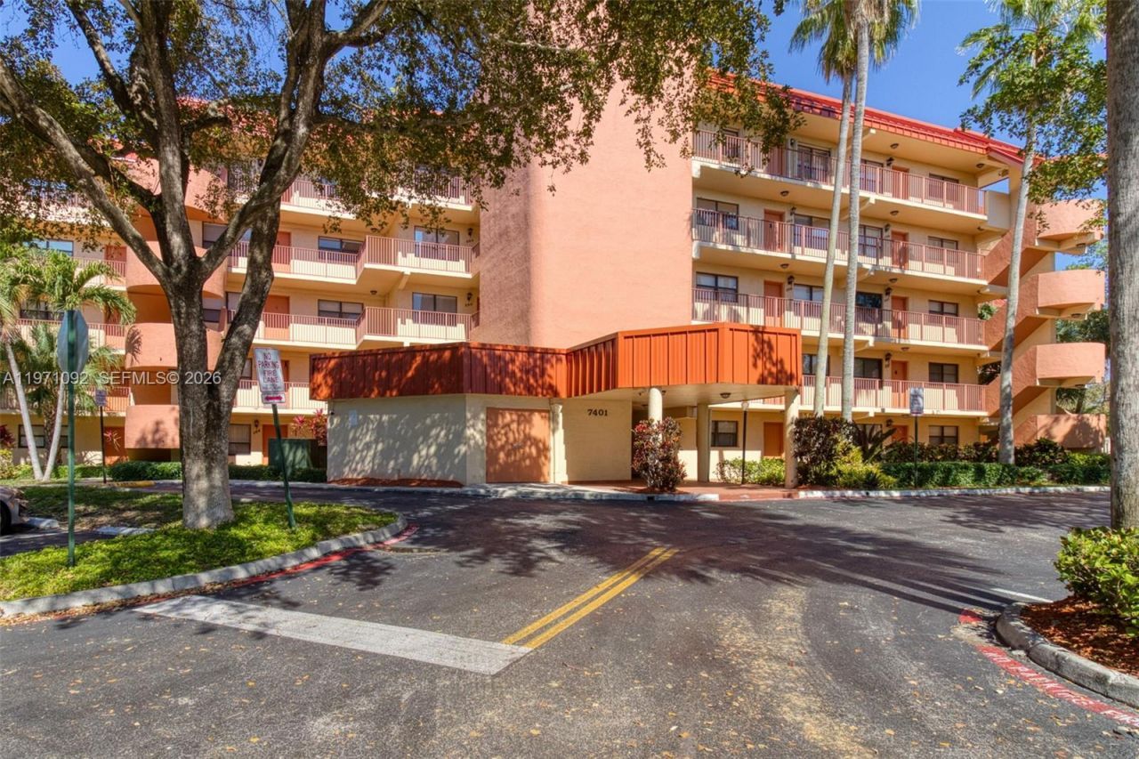 7401 NW 16th St, Unit 408, Plantation, FL 33313 Photo