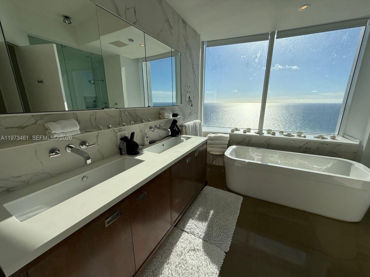 18101 Collins Ave, Unit 5509, Sunny Isles Beach, FL 33160 Photo