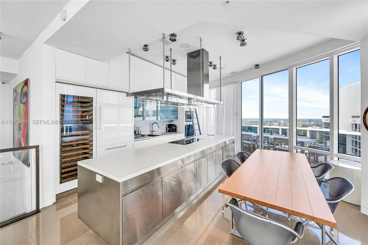 18101 Collins Ave, Unit 5509, Sunny Isles Beach, FL 33160 Photo