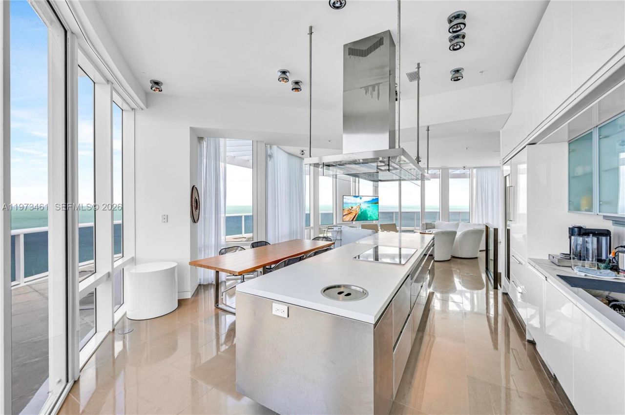 18101 Collins Ave, Unit 5509, Sunny Isles Beach, FL 33160 Photo