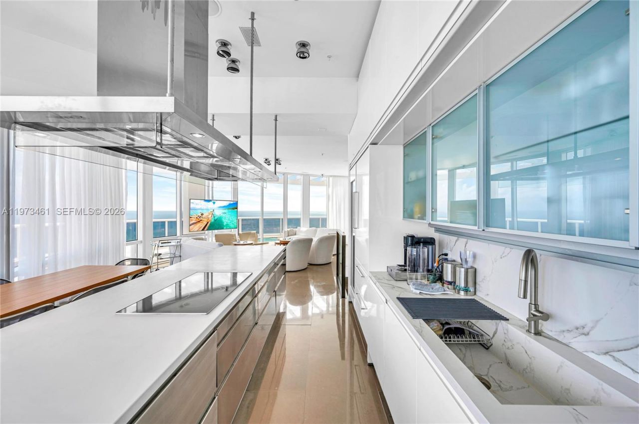 18101 Collins Ave, Unit 5509, Sunny Isles Beach, FL 33160 Photo