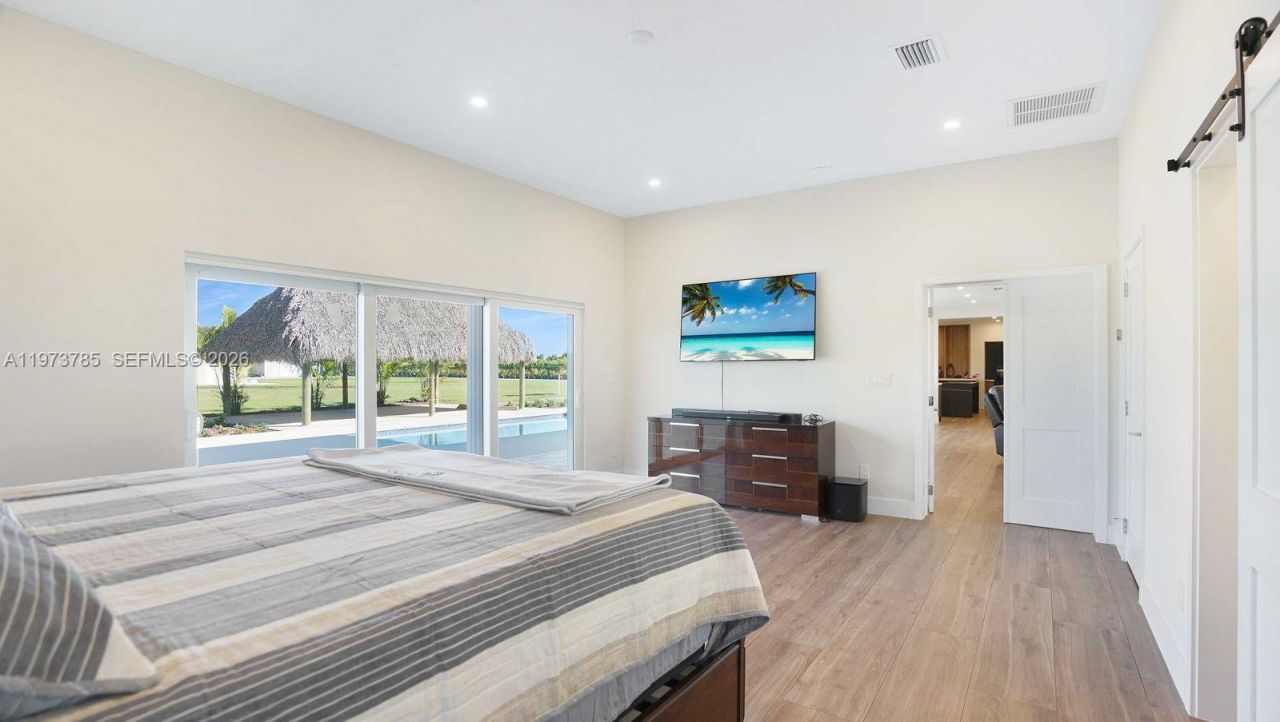 25025 SW 202nd Ave, Homestead, FL 33031 Photo