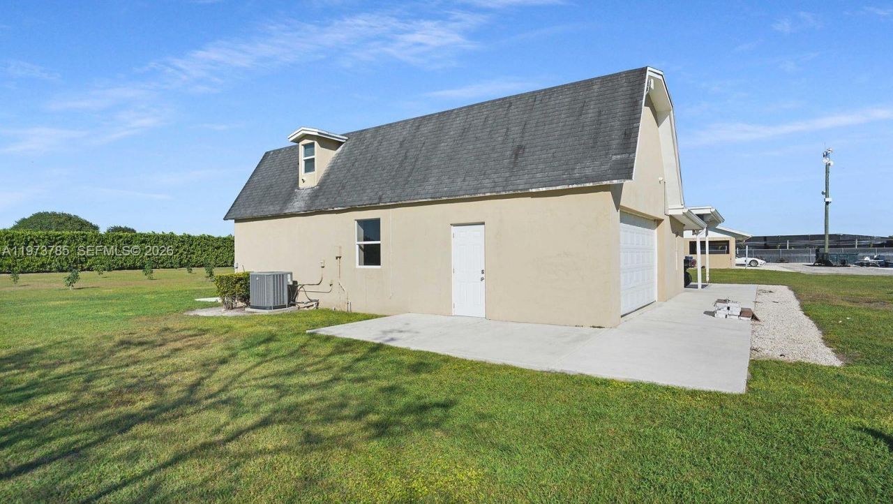 25025 SW 202nd Ave, Homestead, FL 33031 Photo