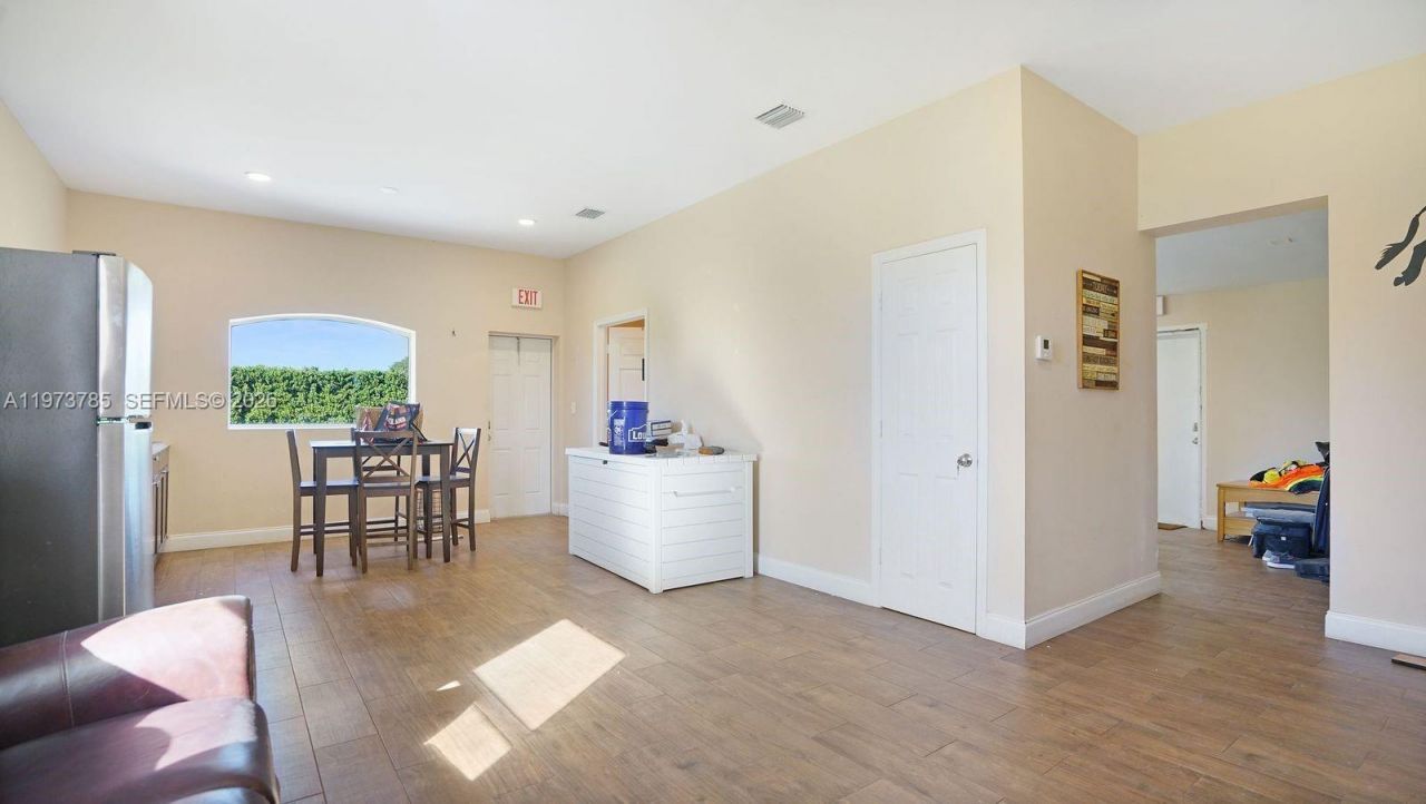 25025 SW 202nd Ave, Homestead, FL 33031 Photo