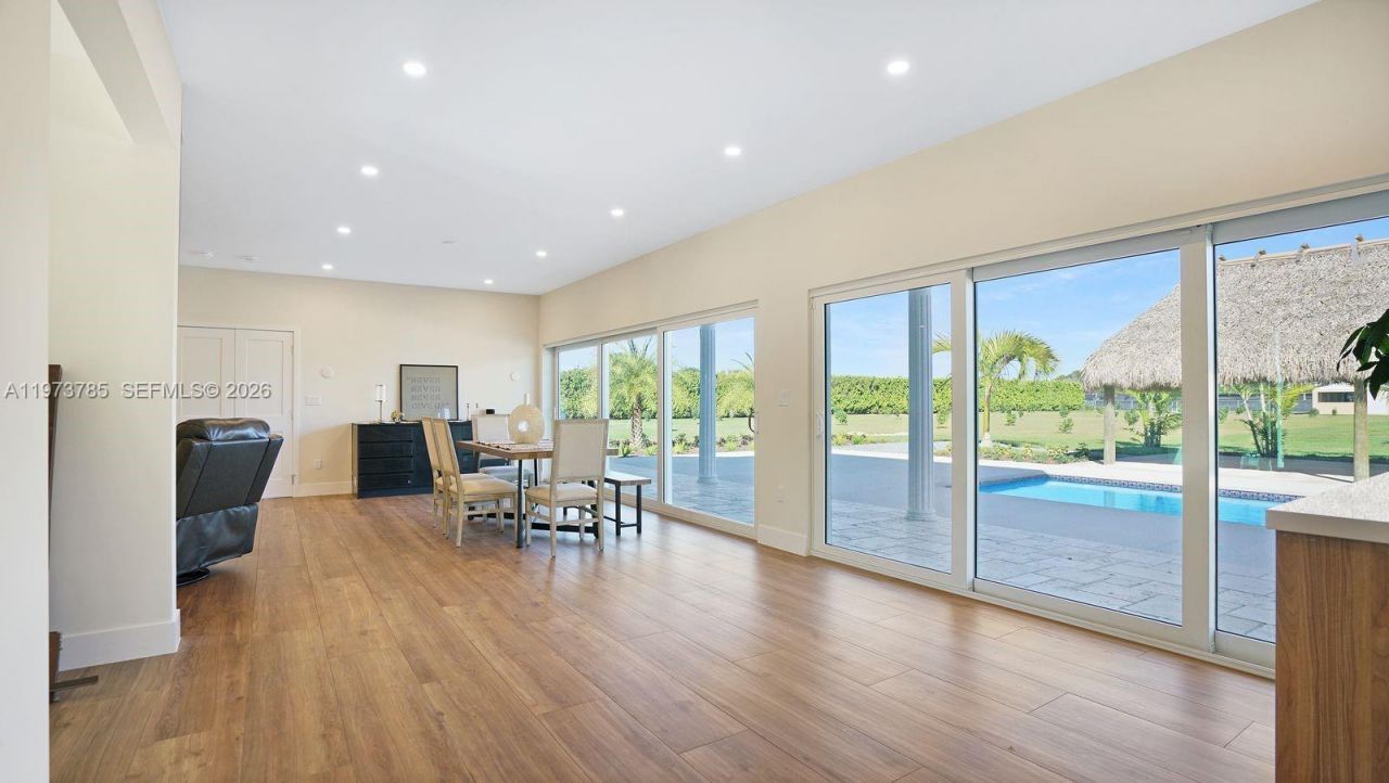 25025 SW 202nd Ave, Homestead, FL 33031 Photo