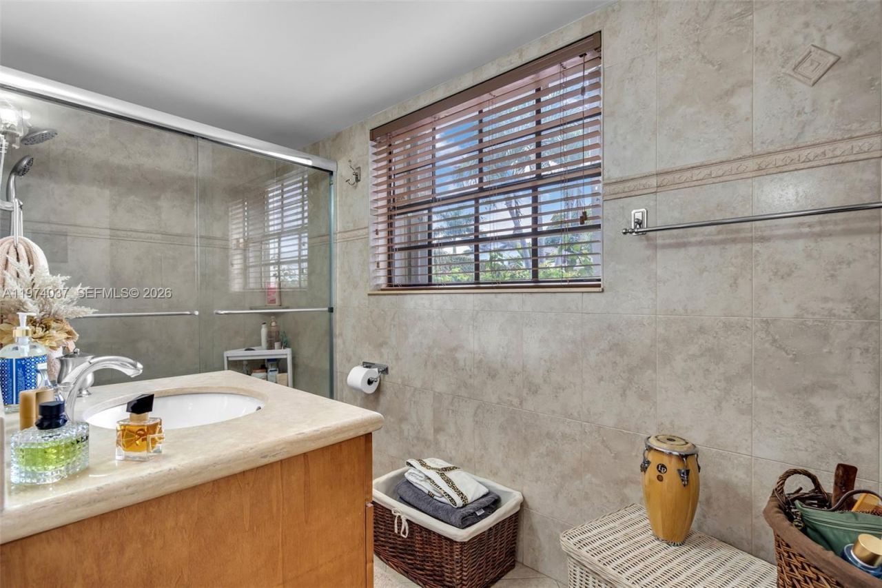 9911 SW 136th Ct, Miami, FL 33186 Photo