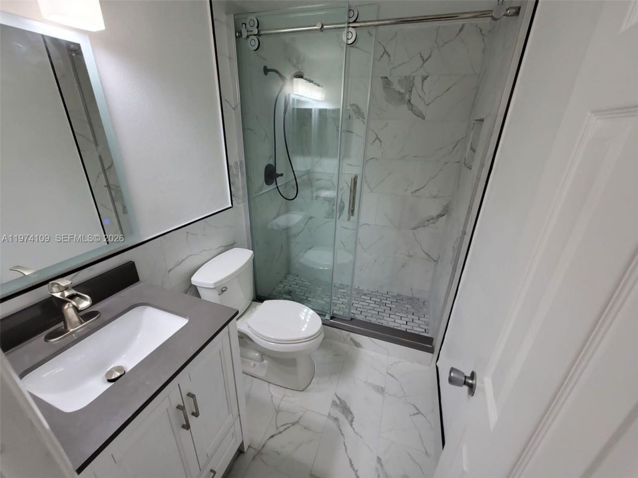 6 Wimbledon Lake Dr, Unit 252, Plantation, FL 33324 Photo