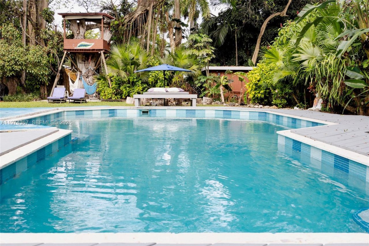 750 NE 120th St, Biscayne Park, FL 33161 Photo