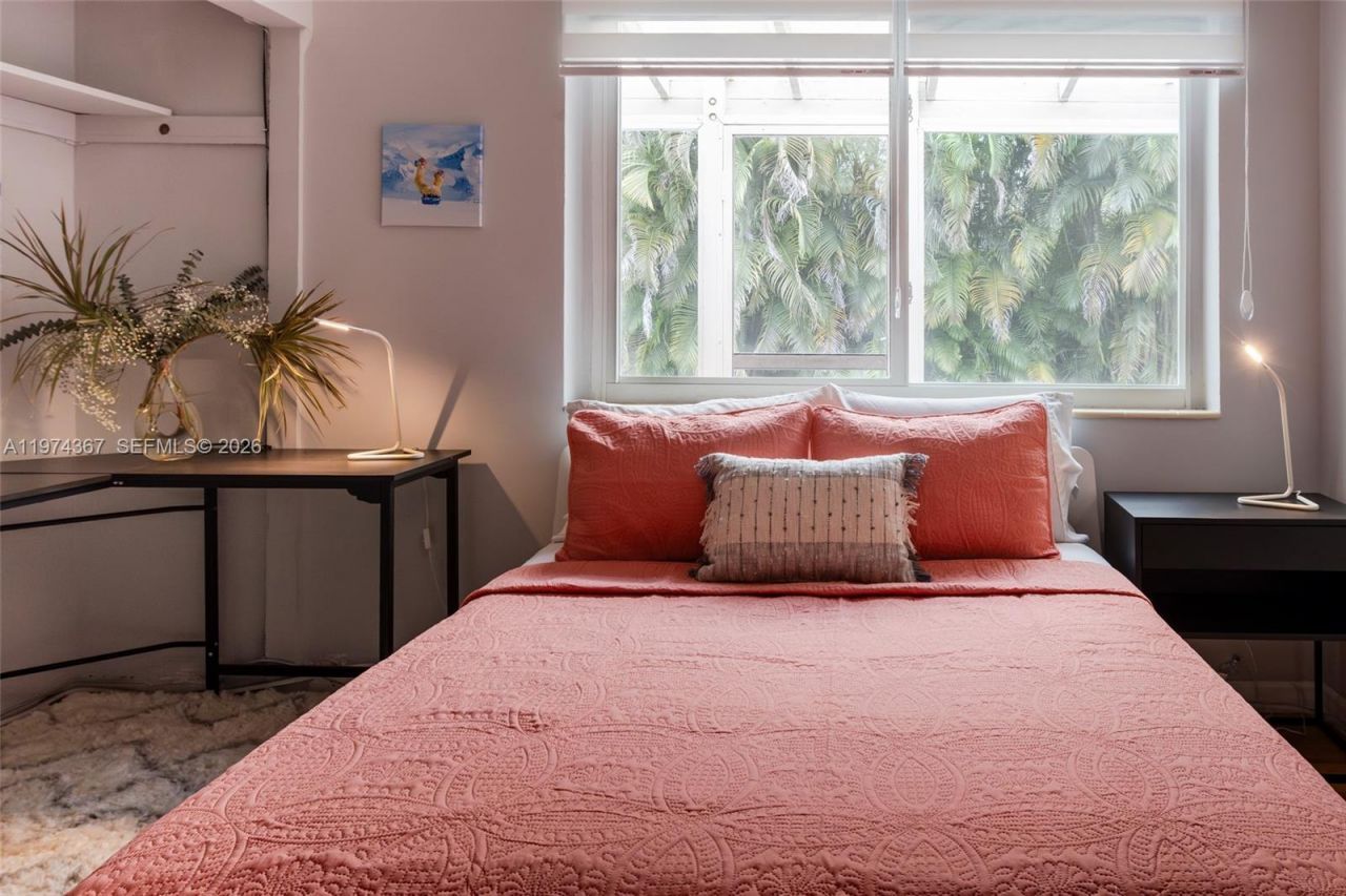 750 NE 120th St, Biscayne Park, FL 33161 Photo