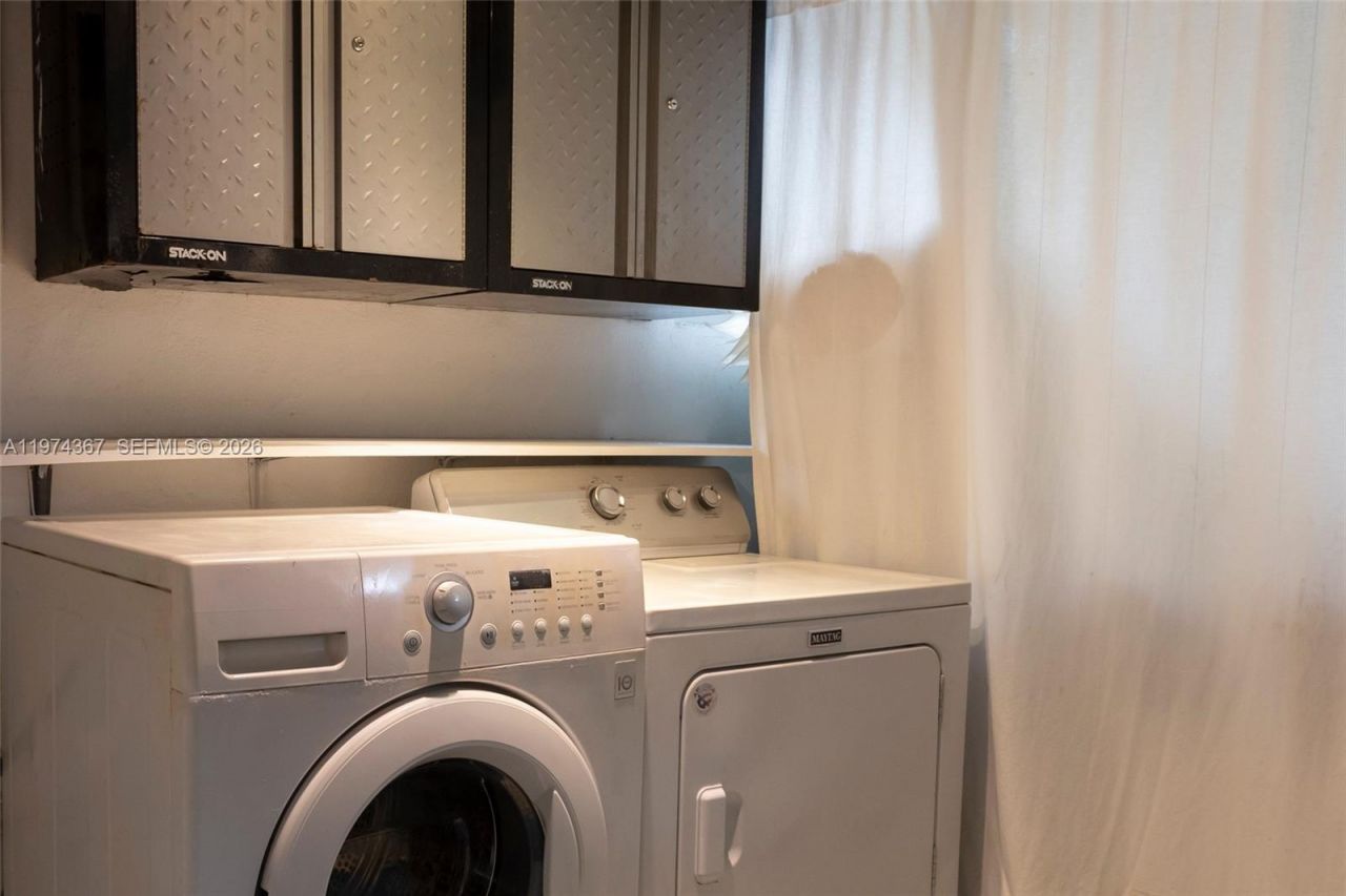 750 NE 120th St, Biscayne Park, FL 33161 Photo