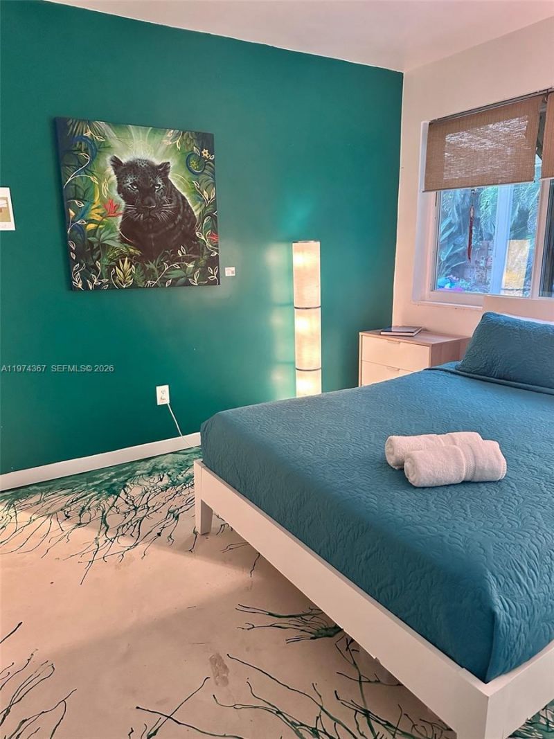 750 NE 120th St, Biscayne Park, FL 33161 Photo