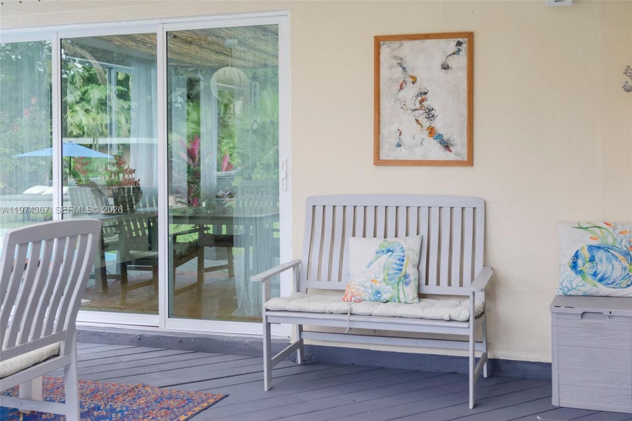 750 NE 120th St, Biscayne Park, FL 33161 Photo