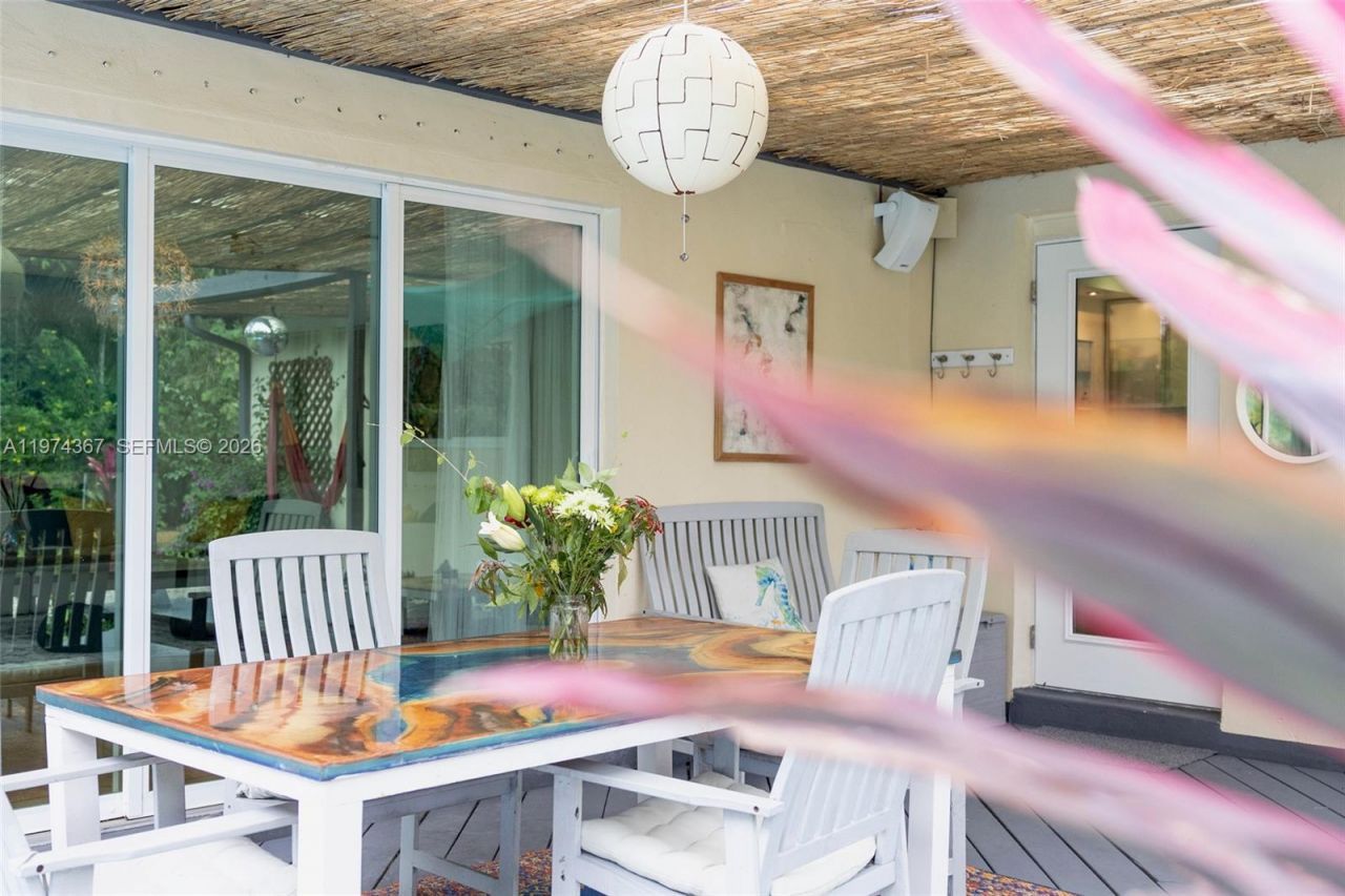 750 NE 120th St, Biscayne Park, FL 33161 Photo