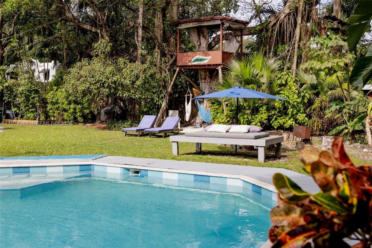 750 NE 120th St, Biscayne Park, FL 33161 Photo