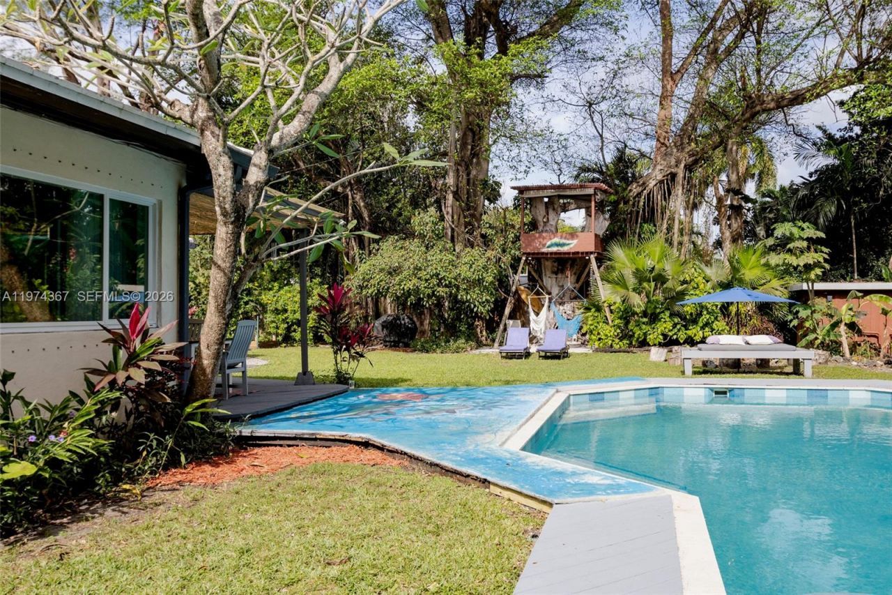 750 NE 120th St, Biscayne Park, FL 33161 Photo